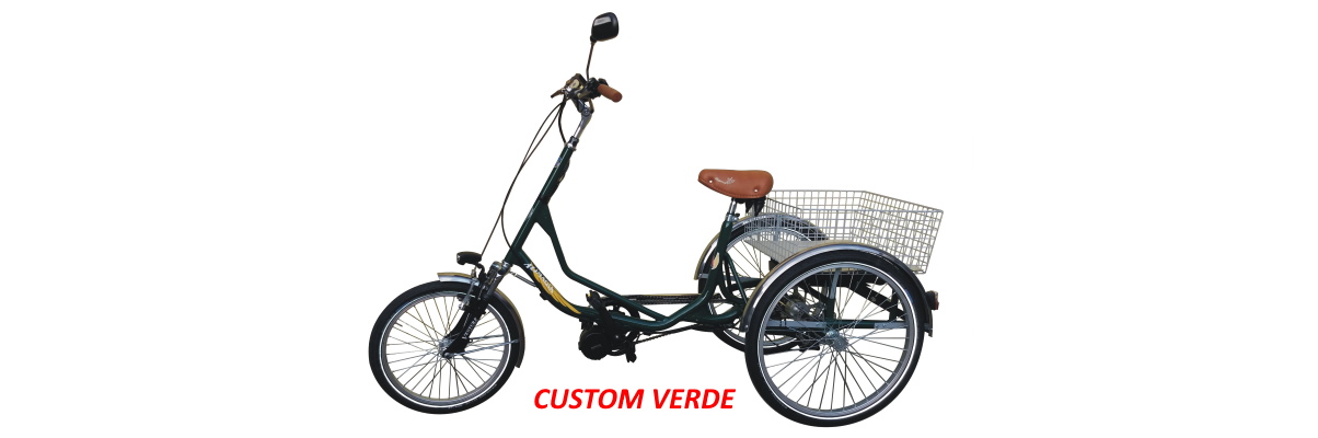 Triciclo Custom Verde con sella in cuoio e cestello posteriore