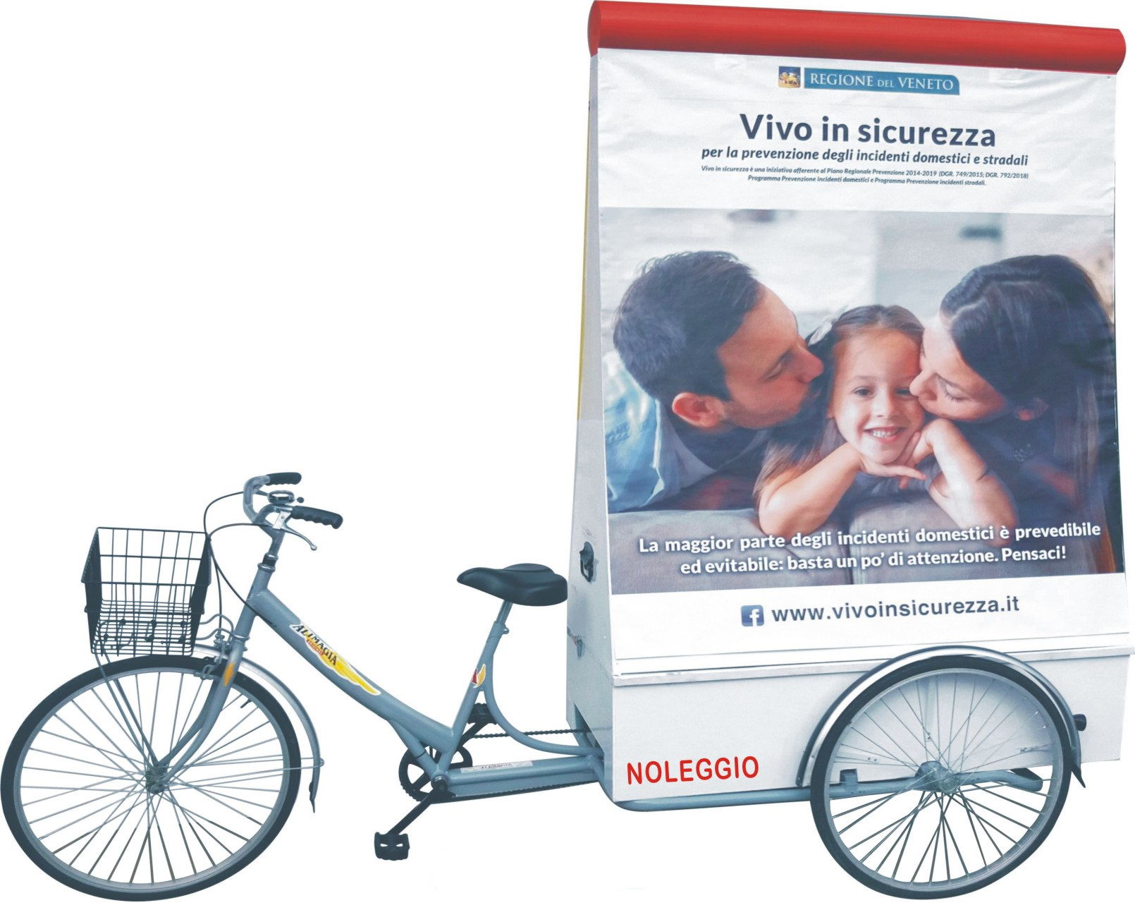 Triciclo Odetta con vela pubblicitaria